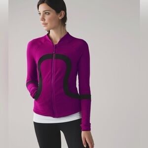 Lululemon Black Regal Plum Find Your Bliss Reversible Jacket Sz 4